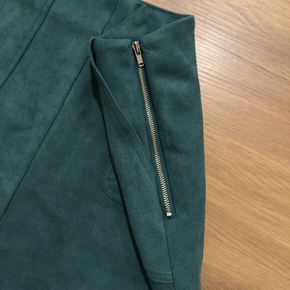 Velvety Green Skirt by Simons (TWIK) - Size Small - Picture 5 of 9
